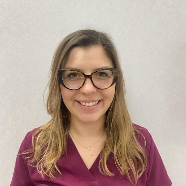 lekarz dentysta Karolina Stój- Piasecka - Ortodonta-konsultacja dla dorosłych