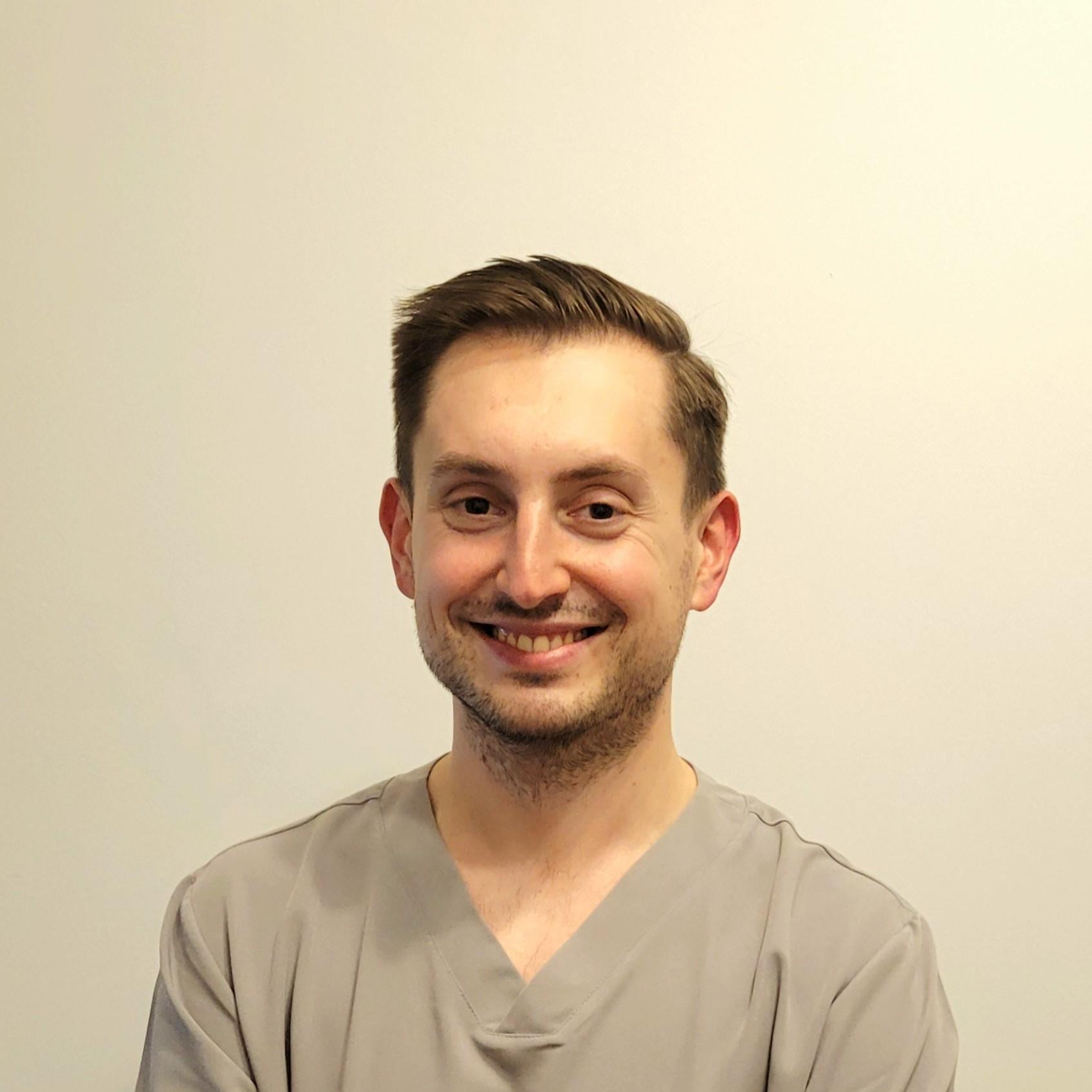 Piotr Wereski - Chirurg stomatologiczny-konsultacja