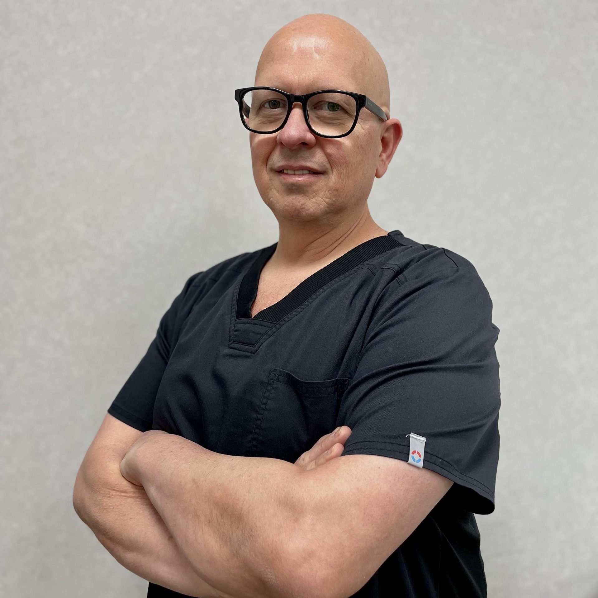 lekarz dentysta Conrad Turowski - Chirurg stomatologiczny-konsultacja