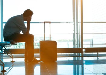Czym jest jet lag i jak sobie z nim radzić?